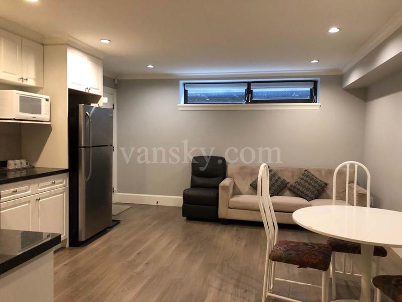 210118225827_3. living and dining.jpg